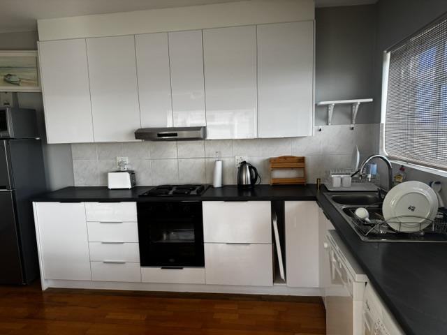 2 Bedroom Property for Sale in Sea Point Western Cape